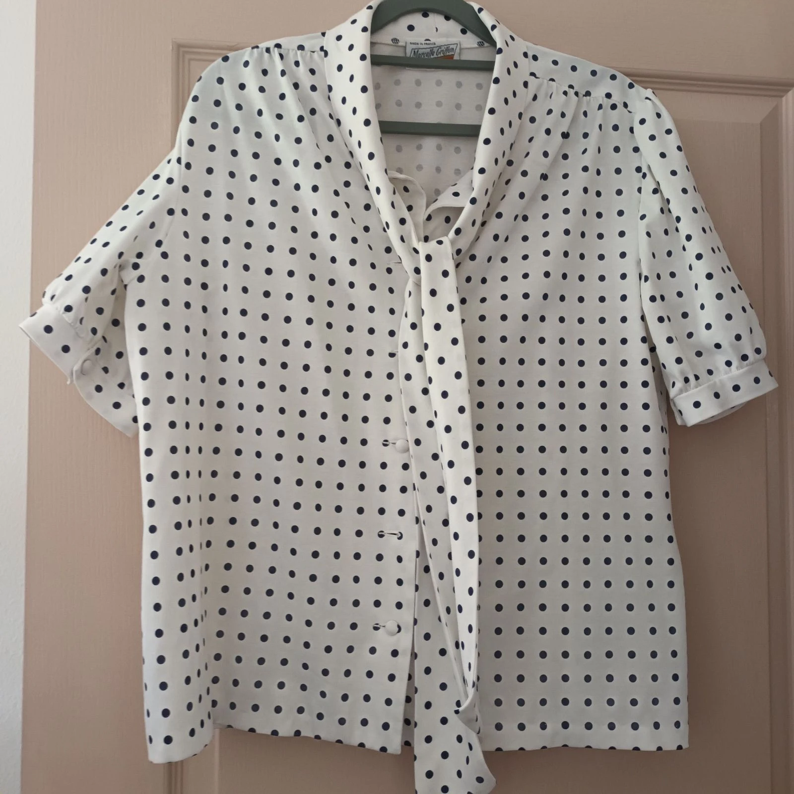 Chemise veste vintage chic Marcel Griffon à pois – Col lavallière / nœud T40